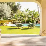 Villa Refugi - Ideal For Family Or Friends With Pool And Games Room