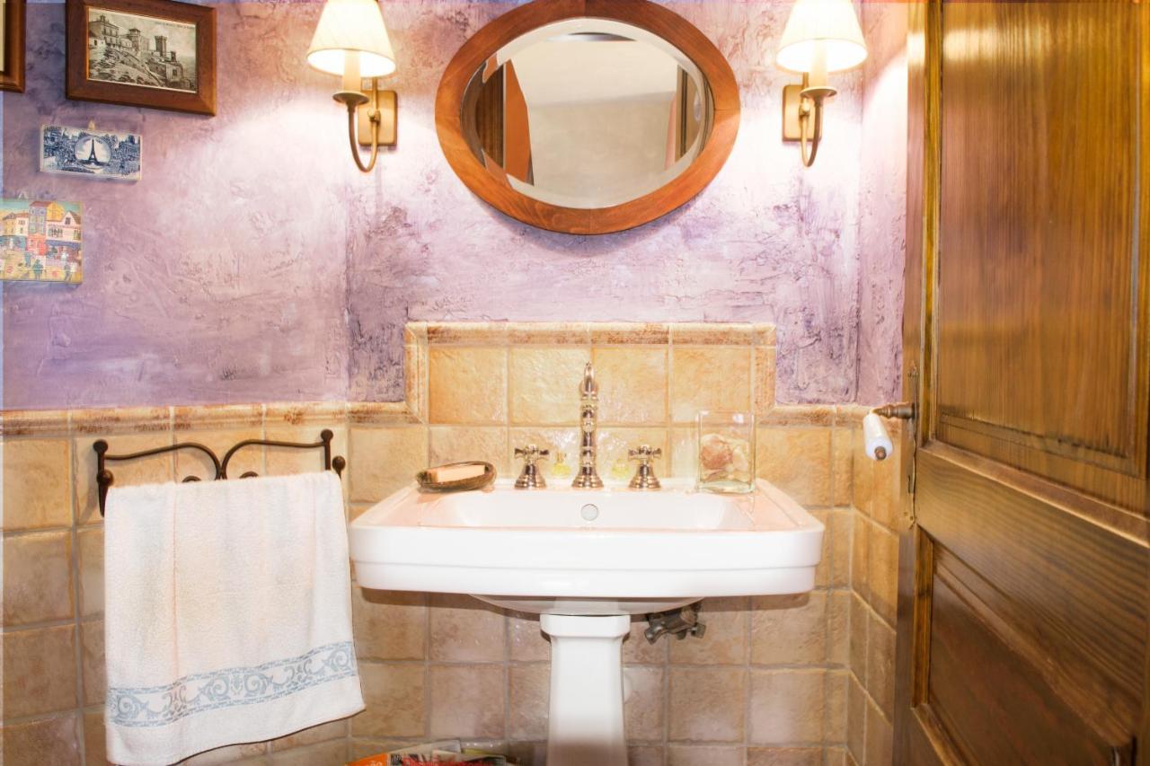 Vakantiehuis Refugi - Ideal For Family Or Friends With Pool And Games