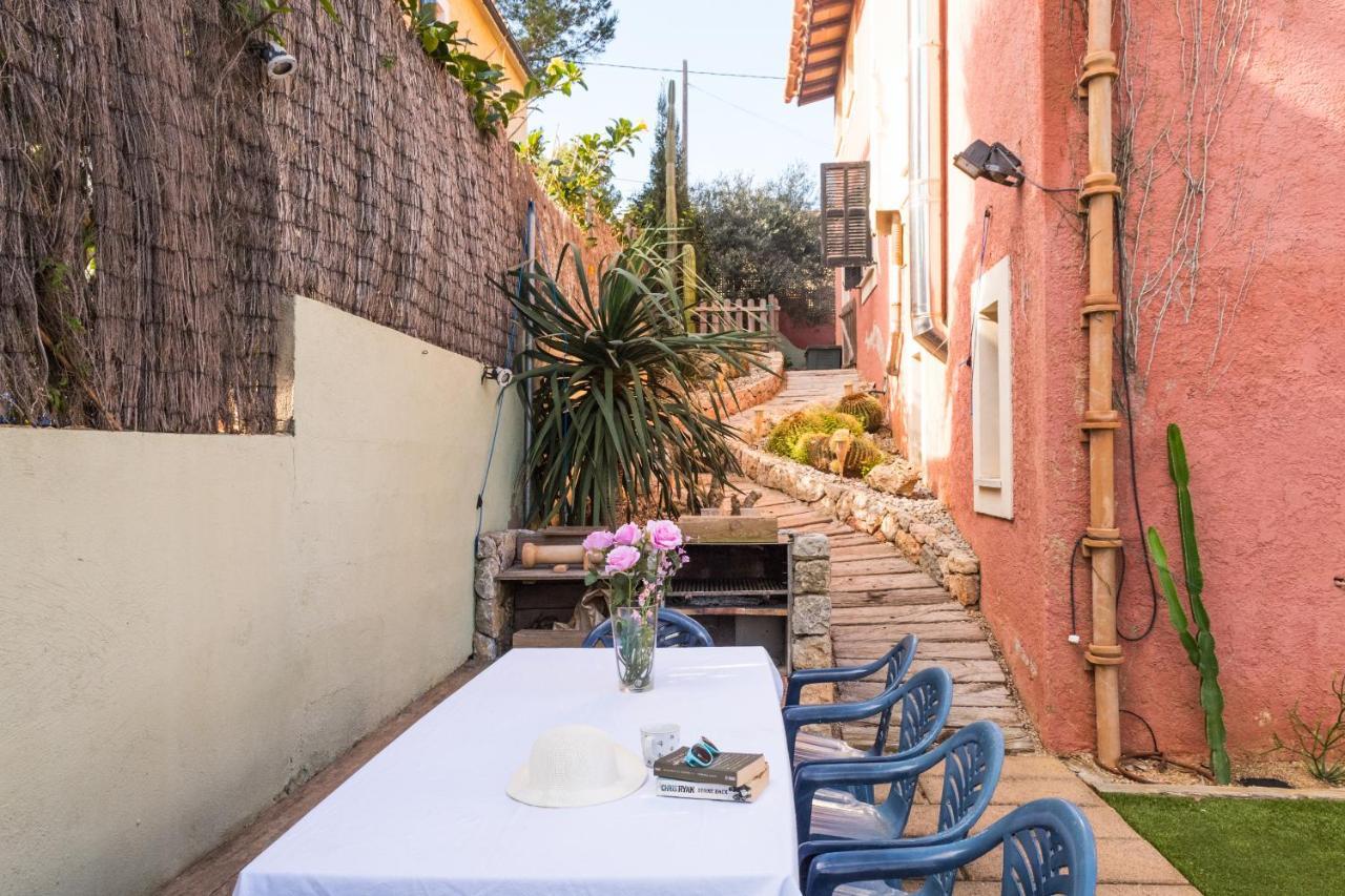 Vakantiehuis Refugi - Ideal For Family Or Friends With Pool And Games